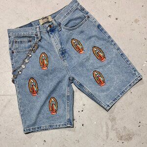 Mary JORTS - denim shorts embroidered design with chain